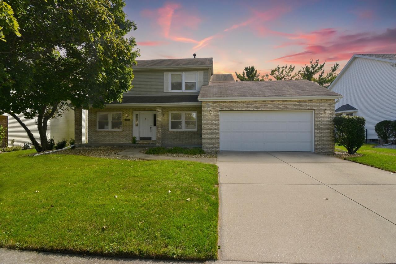 3007 Providence Dr., Bloomington, IL 61704