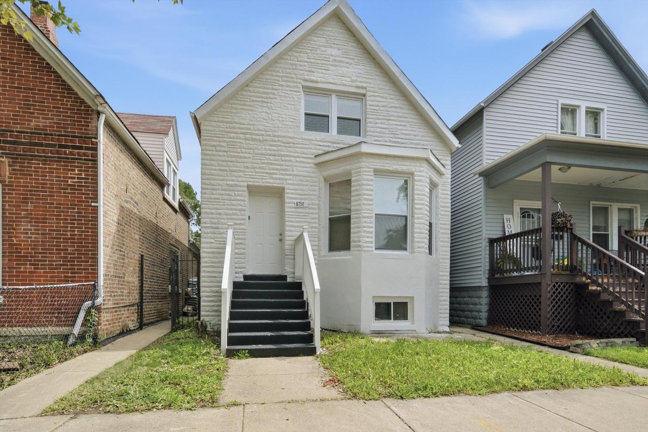 8731 S Carpenter St., Chicago, IL 60620