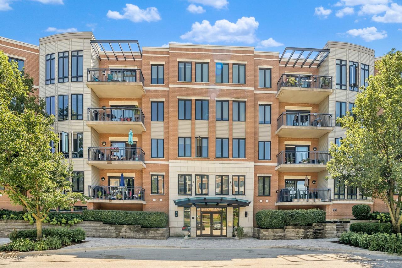 145 S York St. #420, Elmhurst, IL 60126