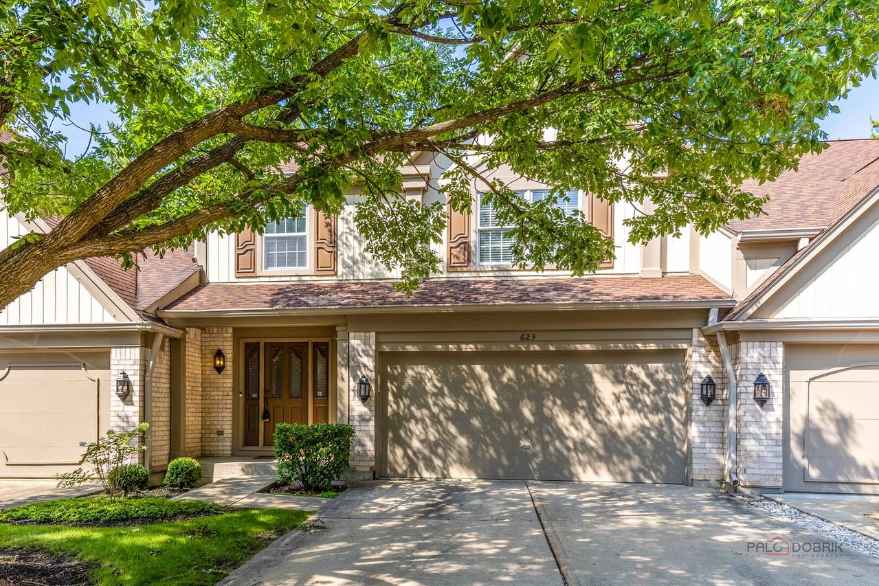623 Cherbourg Ct., Buffalo Grove, IL 60089