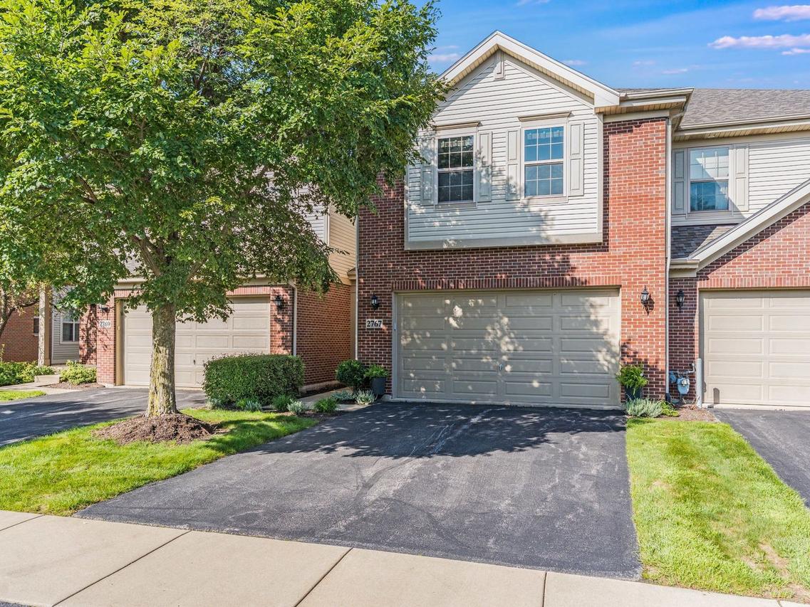 2767 Blakely Ln., Naperville, IL 60540