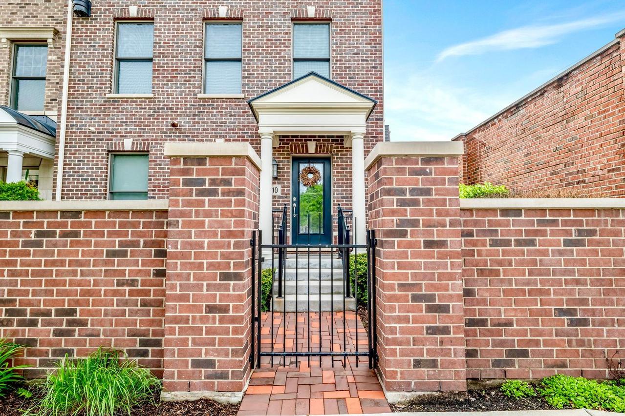 110 S Washington St., Wheaton, IL 60187