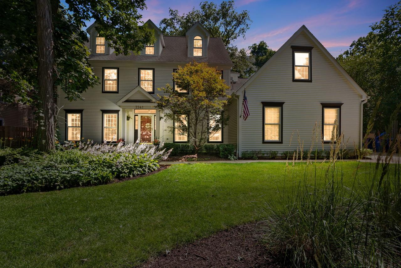 7541 Bittersweet Dr., Gurnee, IL 60031