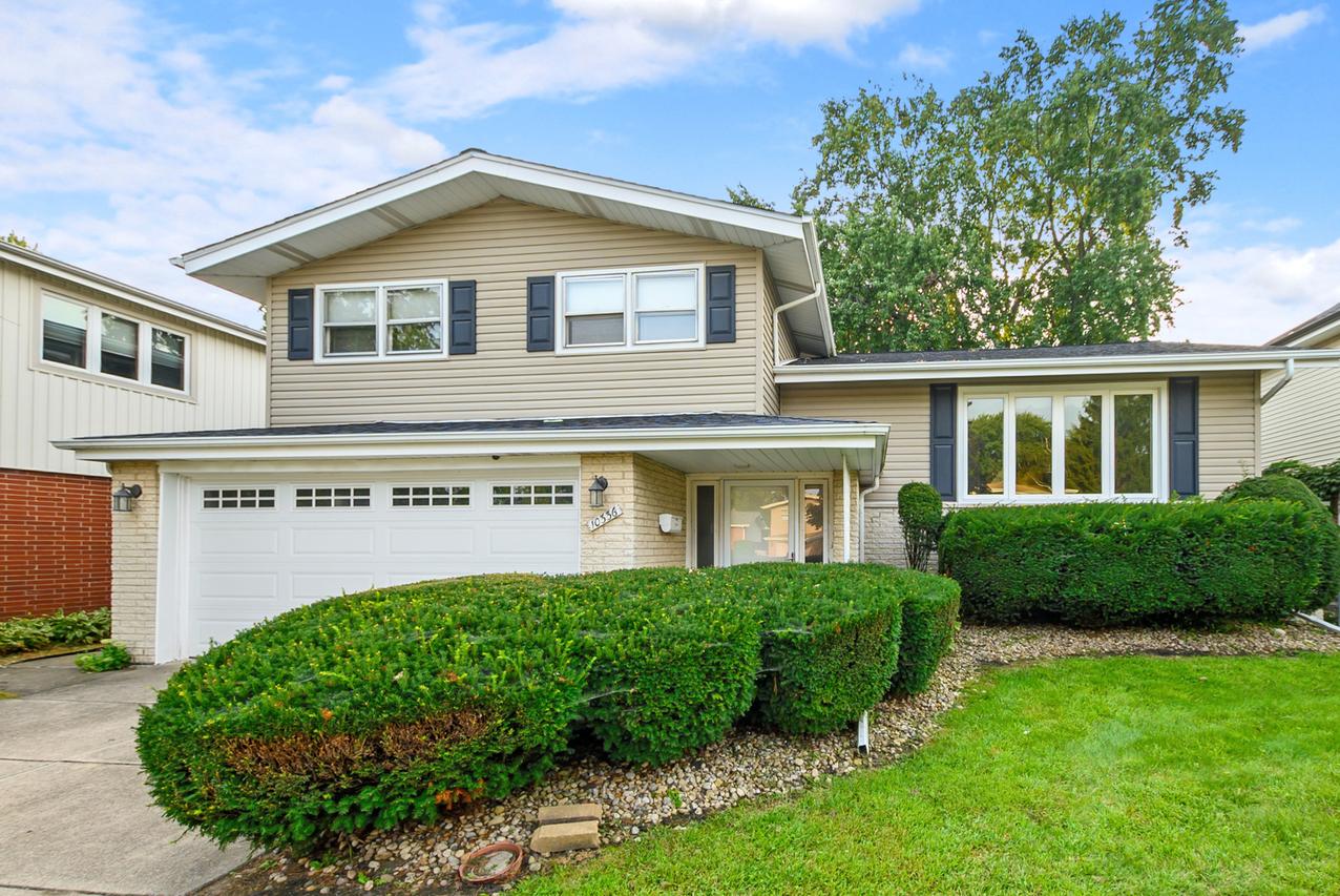 10336 S Georgia Ln., Oak Lawn, IL 60453