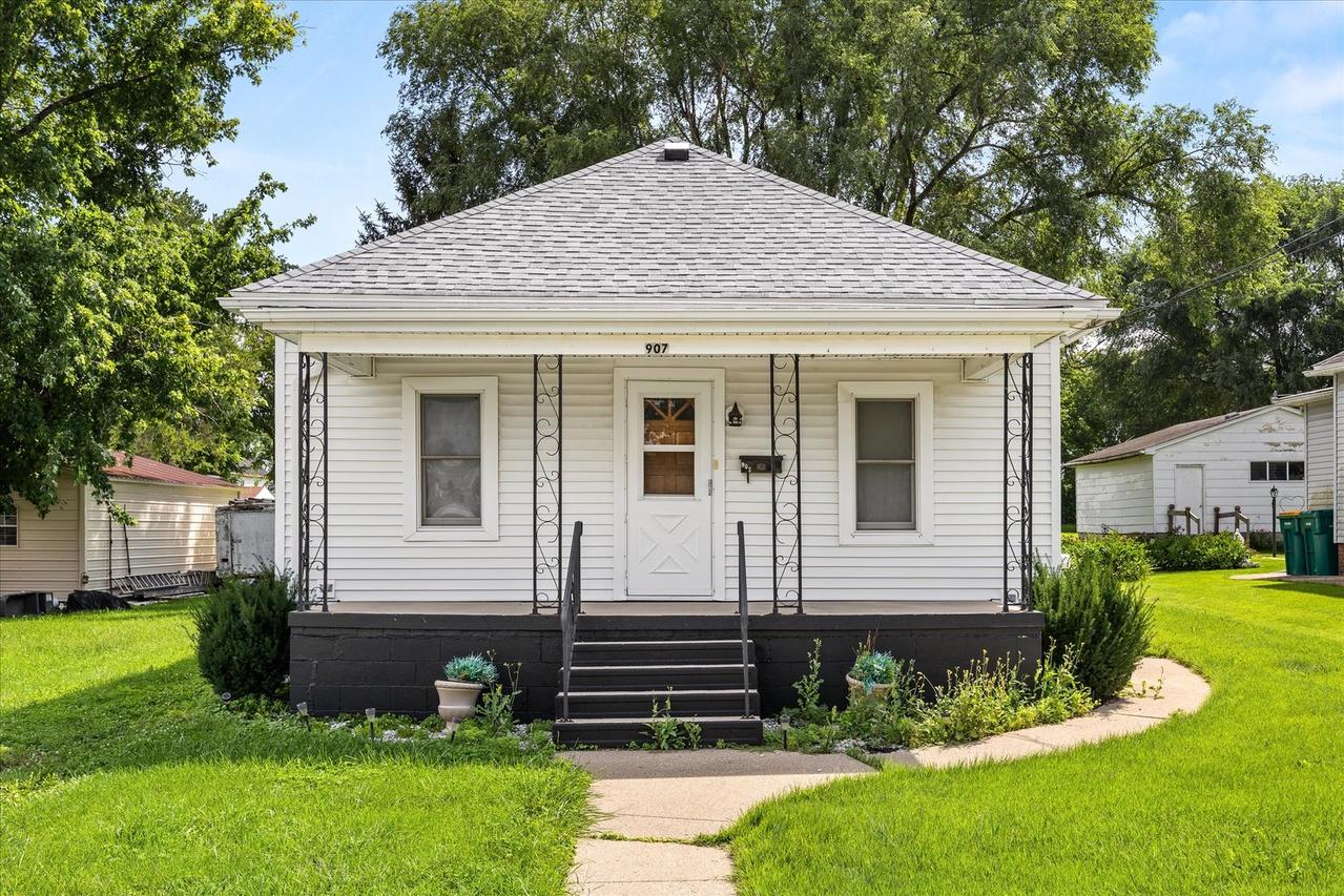 907 Johnson St., Streator, IL 61364