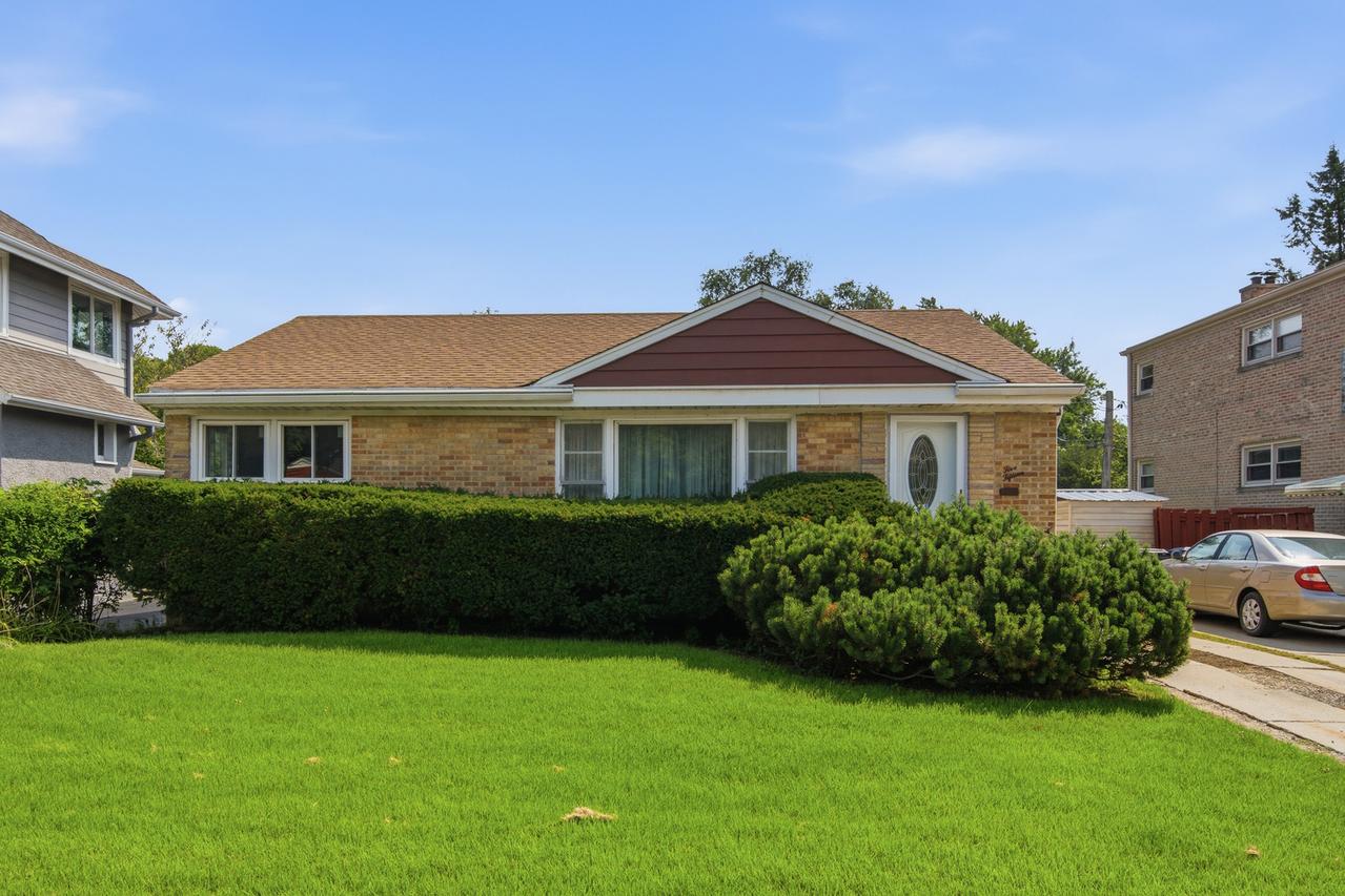 515 Asbury Ave., Evanston, IL 60202