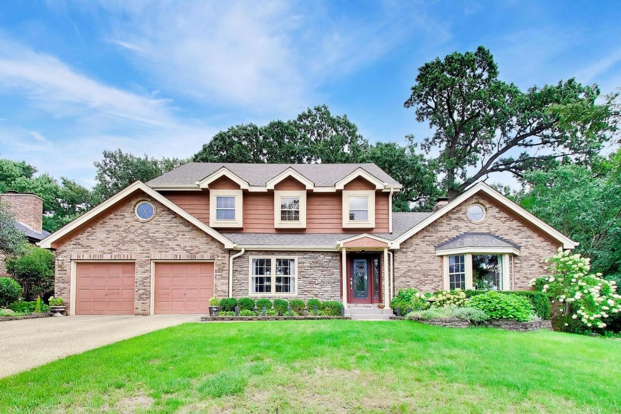 8751 Carlisle Ct., Darien, IL 60561