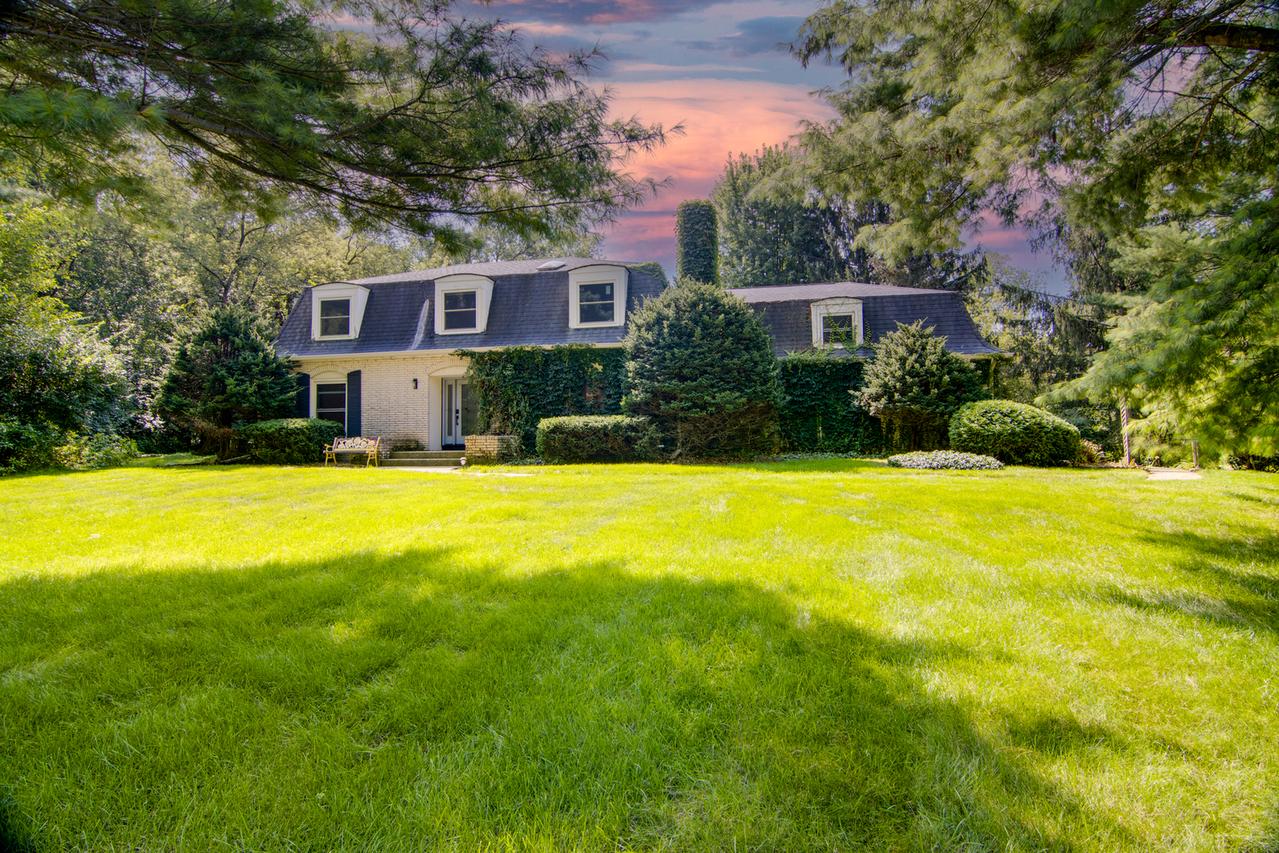 201 Cary Algonquin Rd., Trout Valley, IL 60013