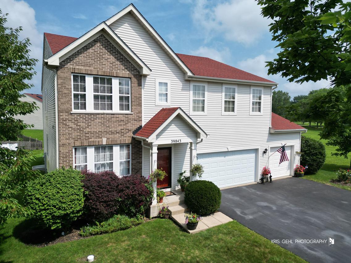 39843 Stoneywood Dr., Beach Park, IL 60083