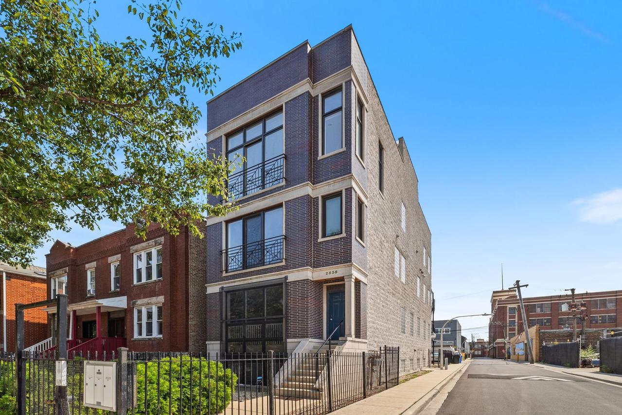 2535 W Flournoy St. #3, Chicago, IL 60612