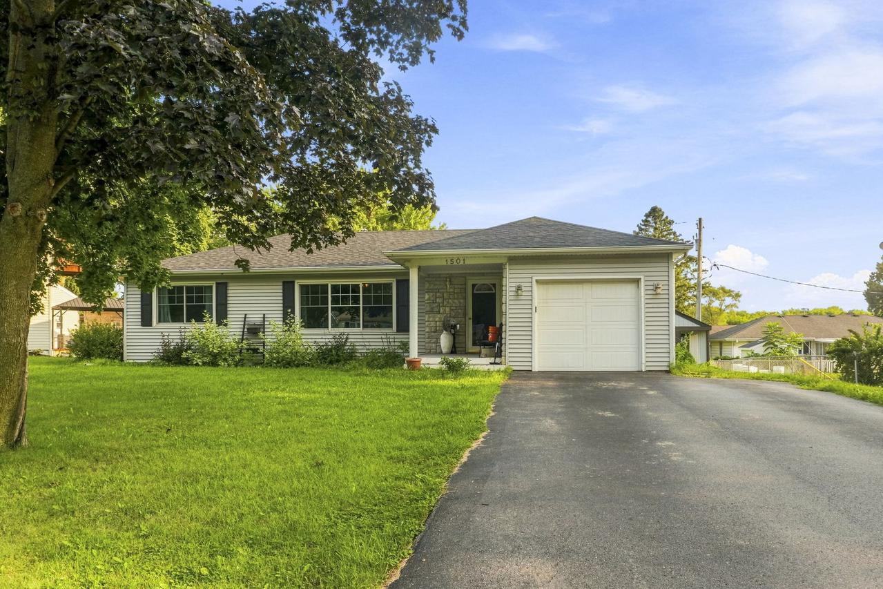 1501 Channel Beach Ave., Johnsburg, IL 60051