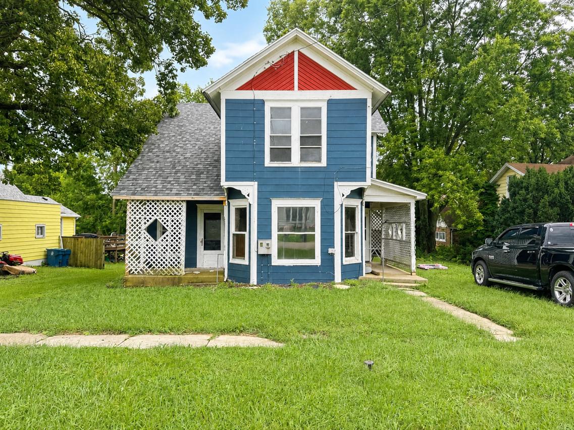 320 Pontiac St., Tonica, IL 61370