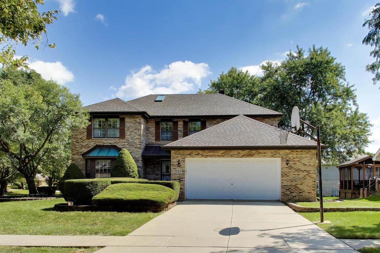 7533 Wilton Rd., Darien, IL 60561