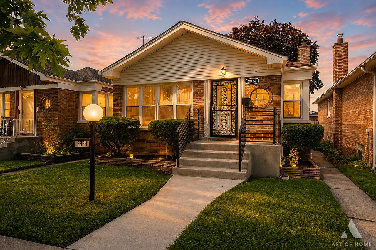 8834 S Oglesby Ave., Chicago, IL 60617
