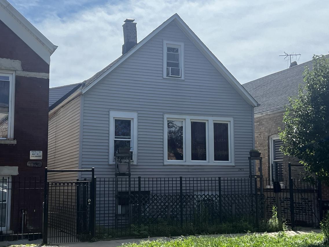 2417 S Troy St., Chicago, IL 60623