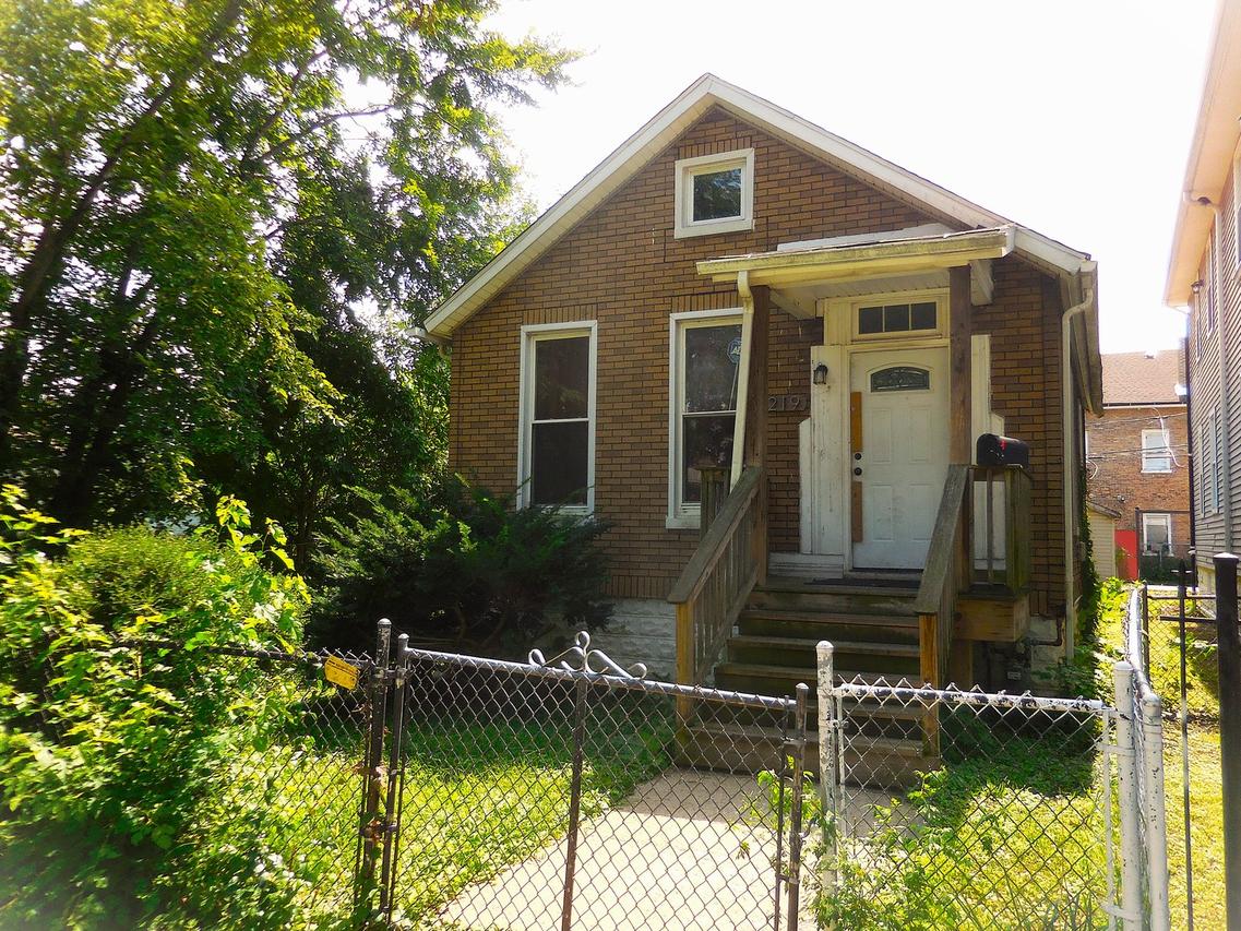 219 W 118th St., Chicago, IL 60628