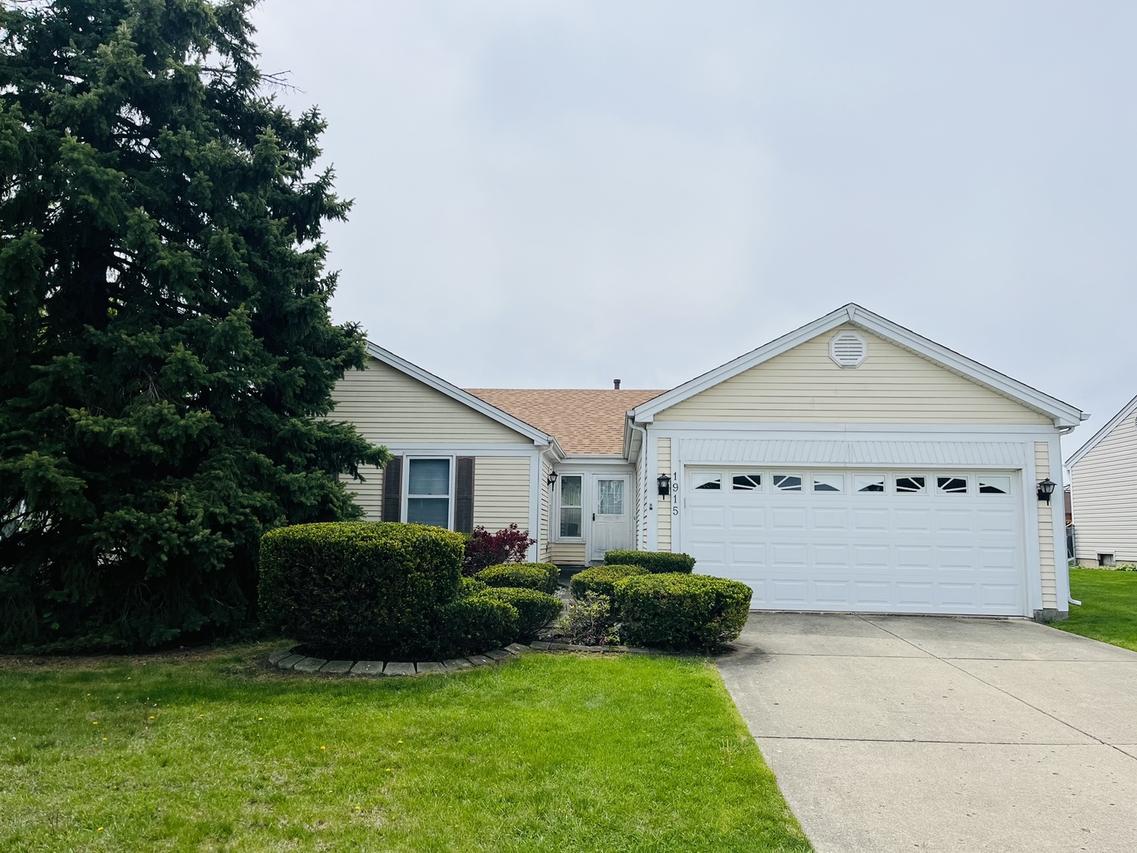 1915 Lawson Rd., Schaumburg, IL 60194