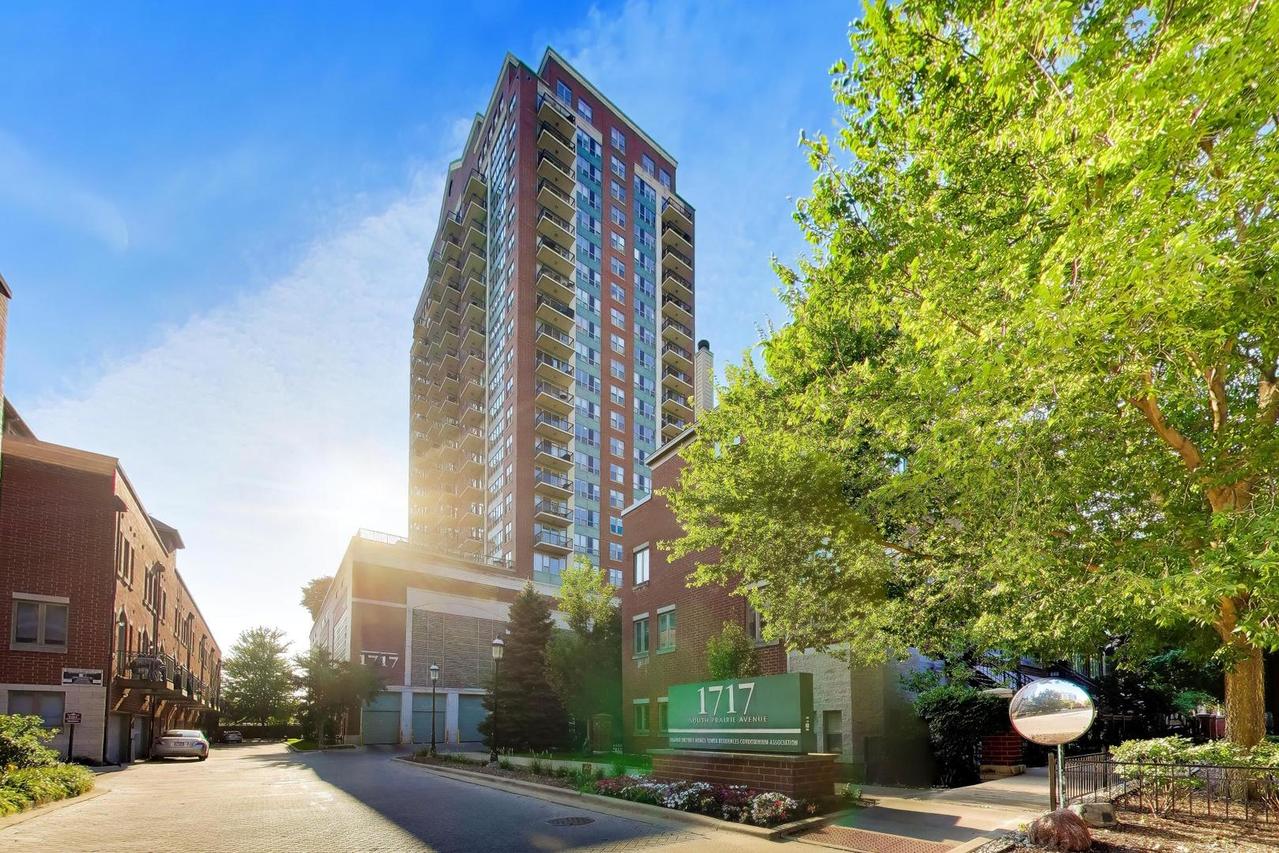 1717 S Prairie Ave. #1204, Chicago, IL 60616