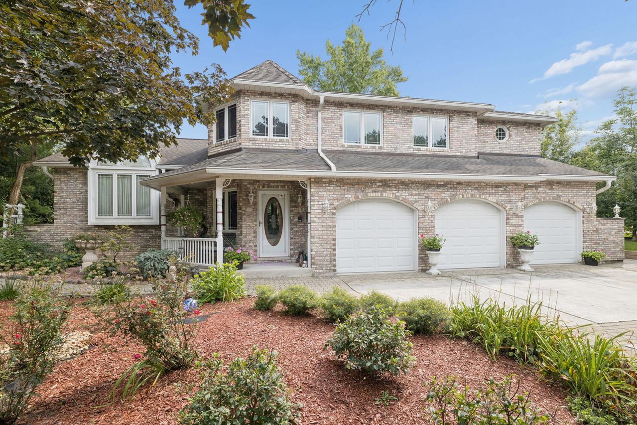 11415 Plattner Dr., Mokena, IL 60448