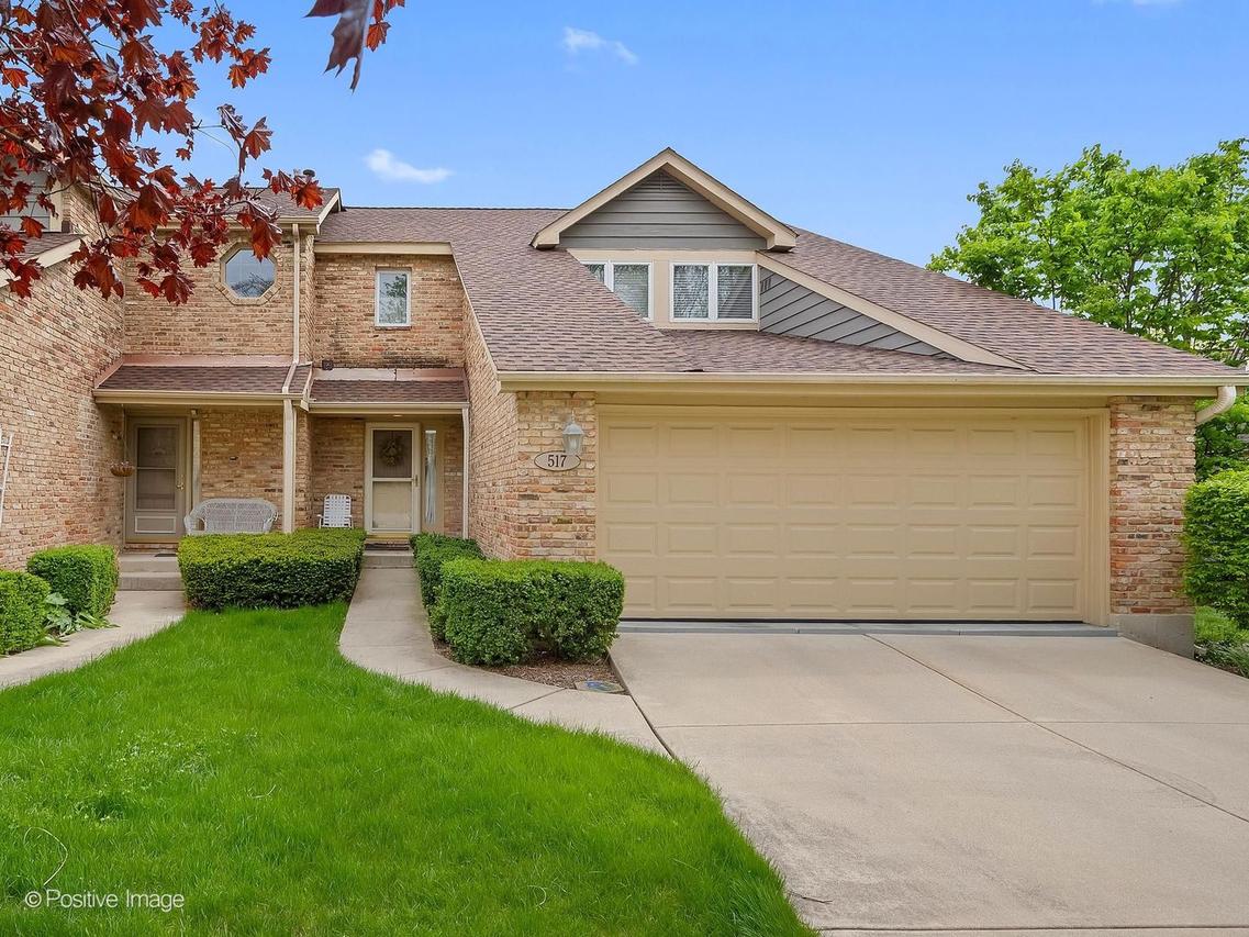 517 Renn Ct., Wheaton, IL 60187