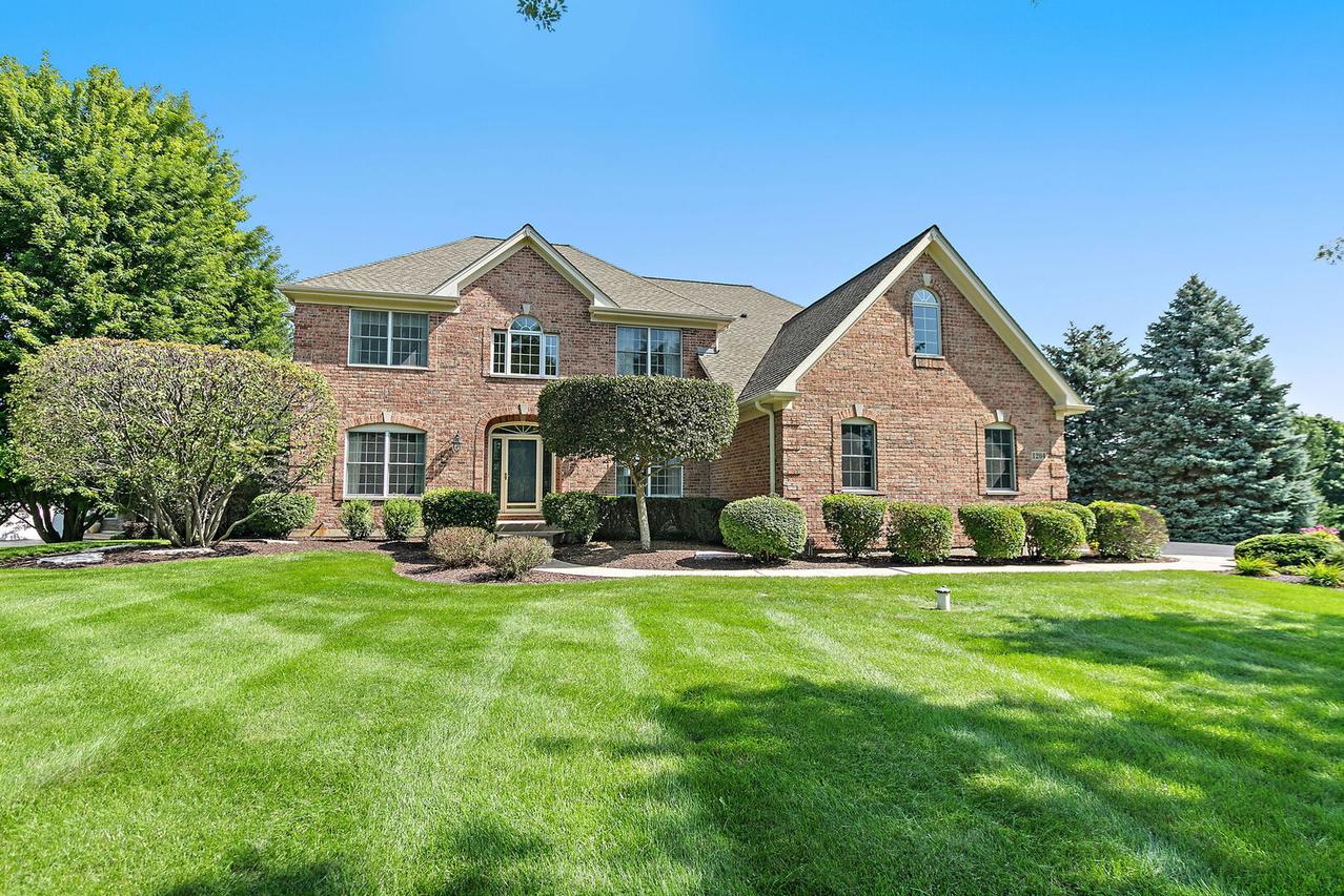 1204 Lorden Ct., Cary, IL 60013