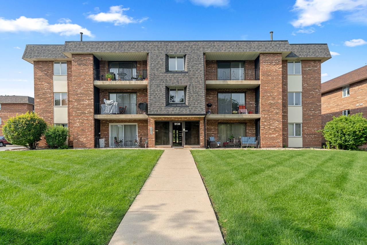 9138 W 140th St. #1NE, Orland Park, IL 60462