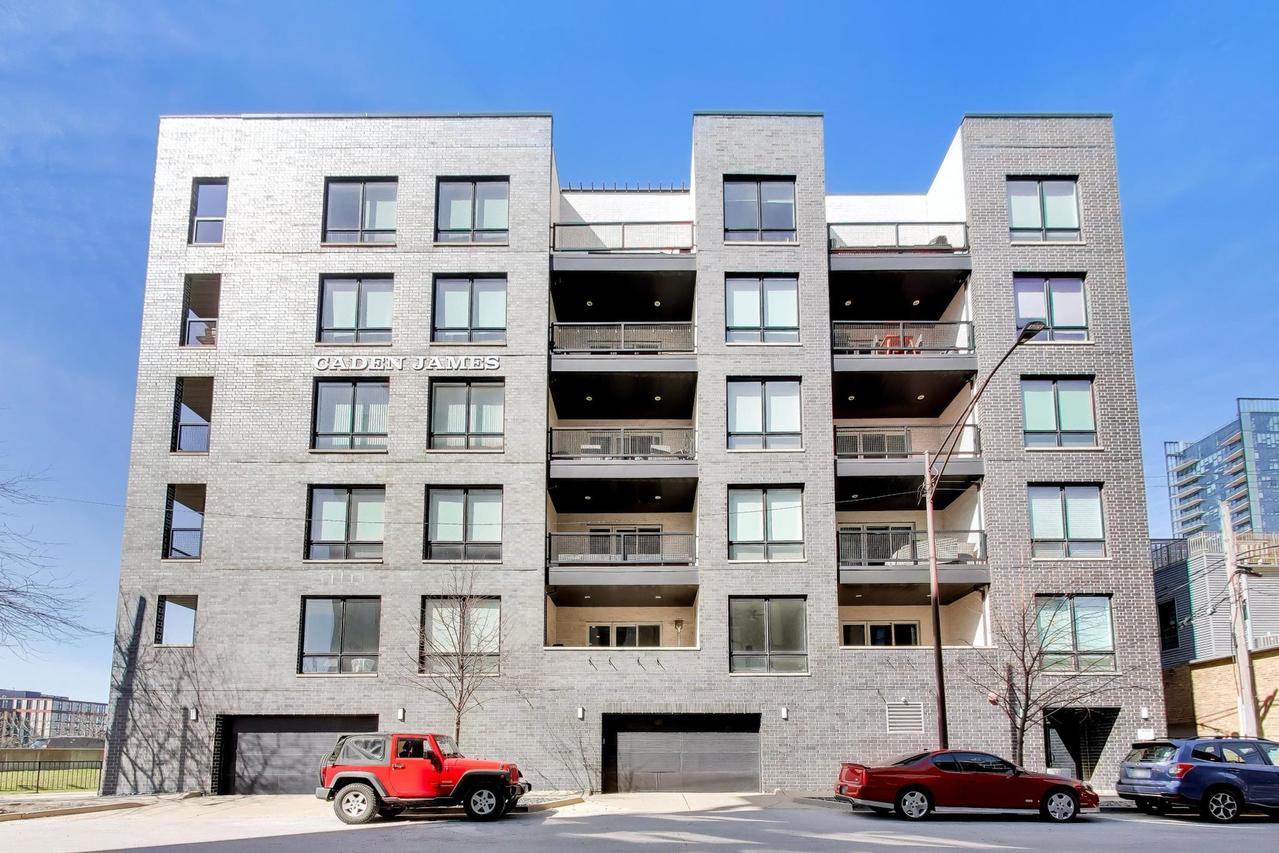 650 N Morgan St. #504, Chicago, IL 60642