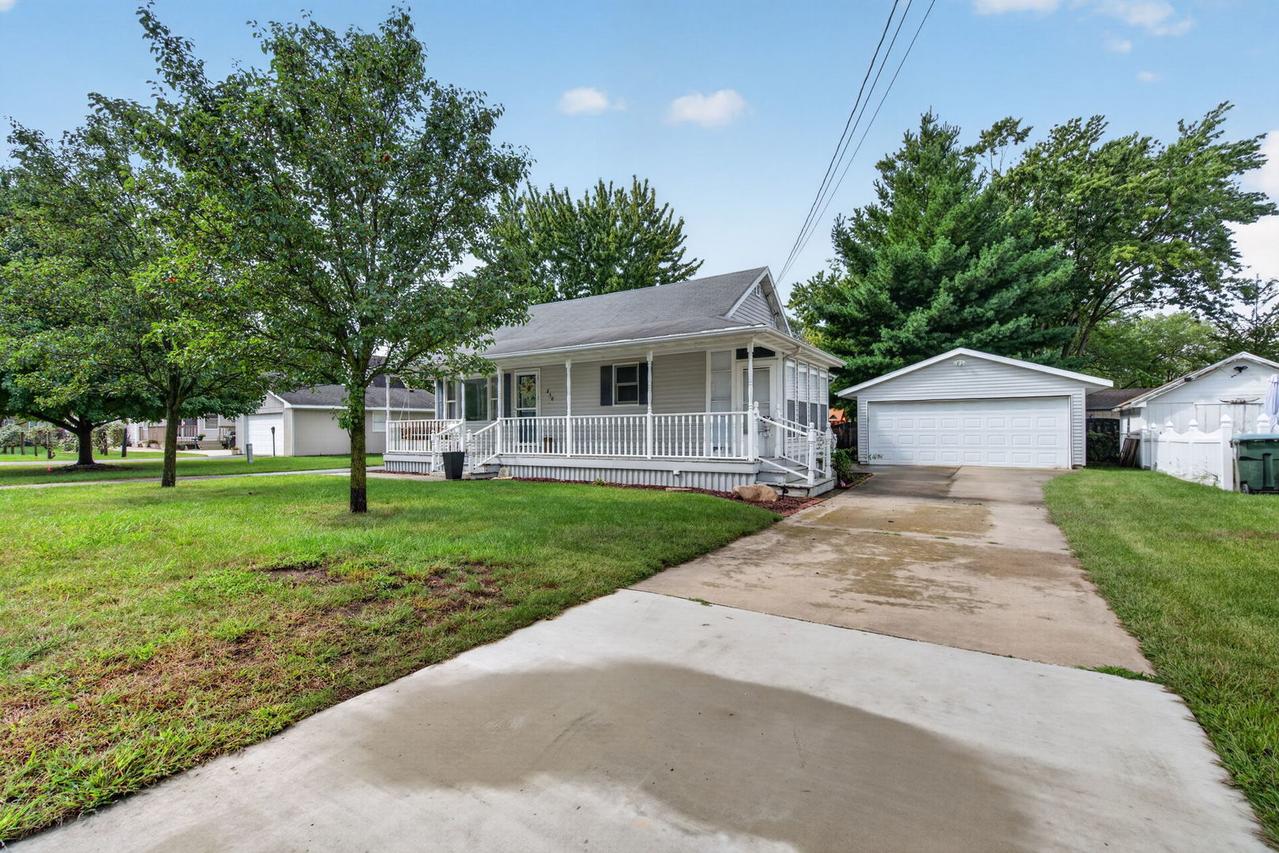 250 N Irving St., Coal City, IL 60416