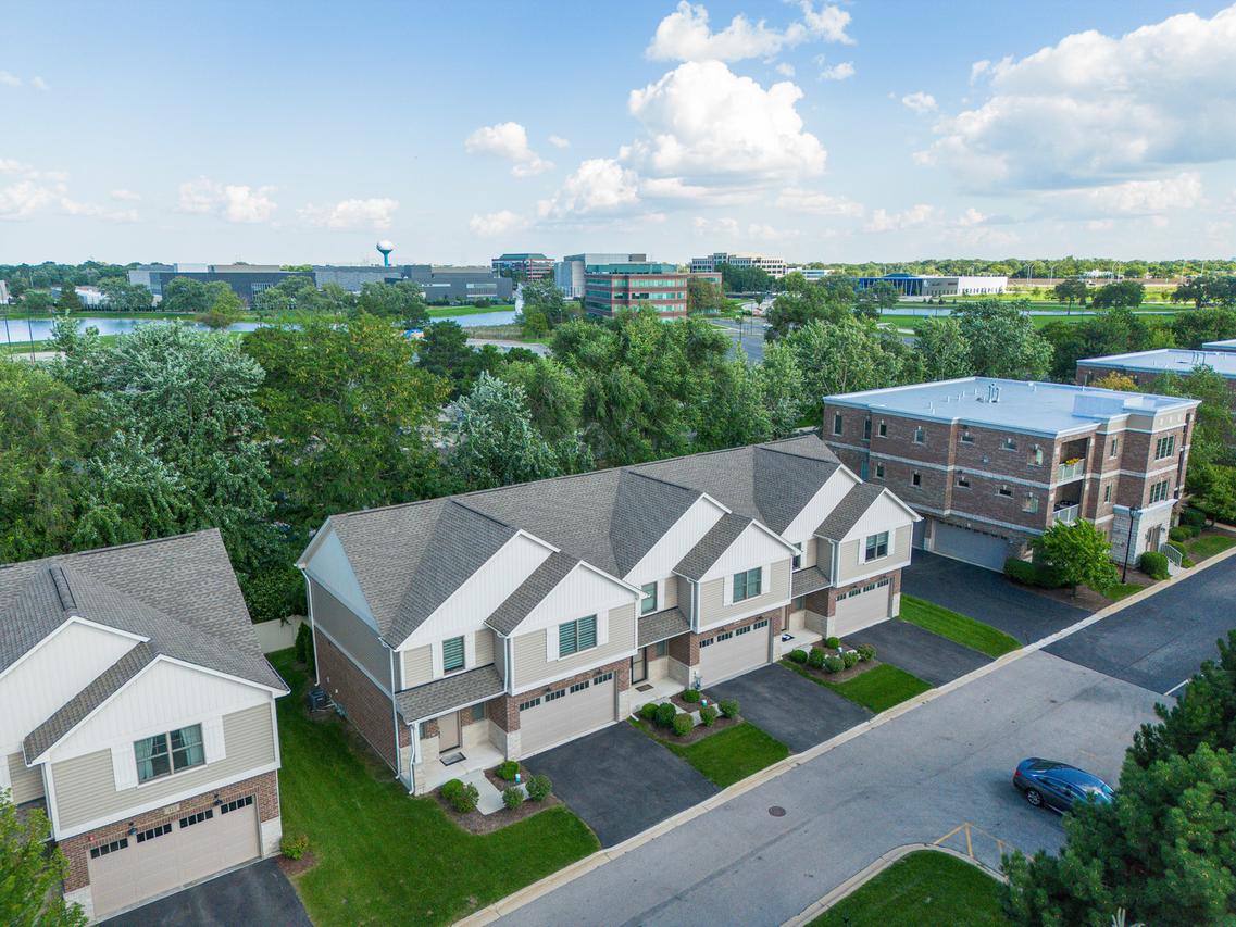 411 W Pierce Rd., Itasca, IL 60143