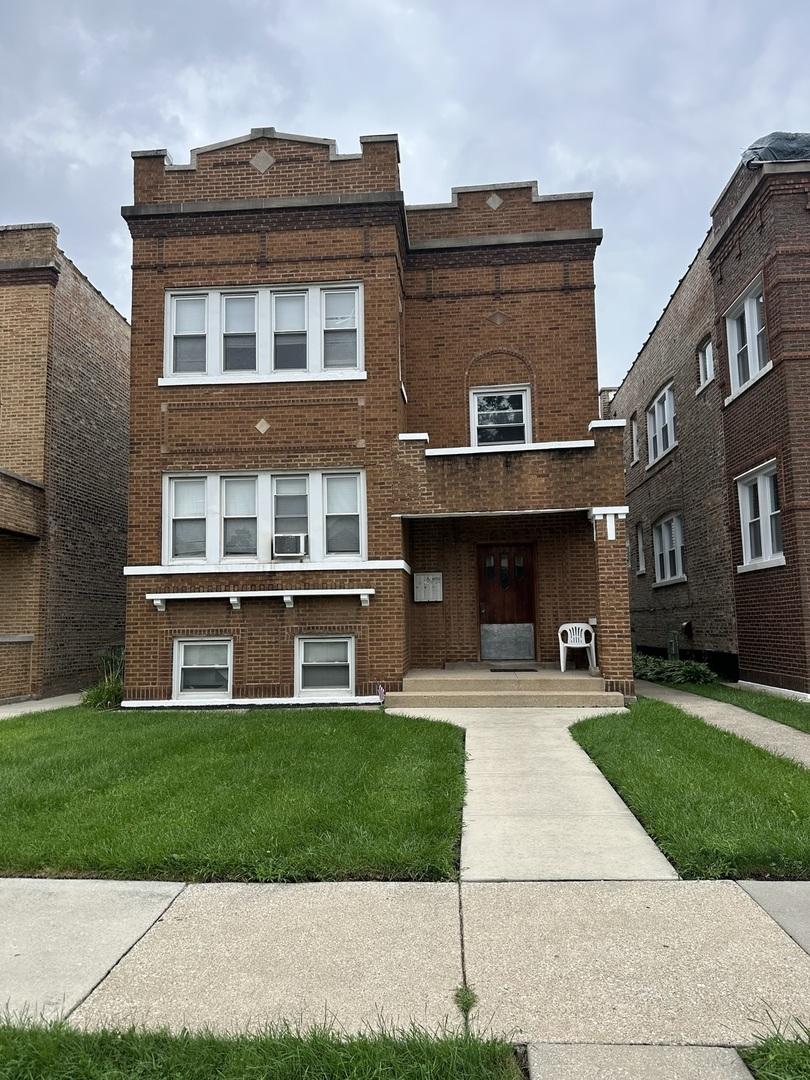 1916 Ridgeland Ave., Berwyn, IL 60402