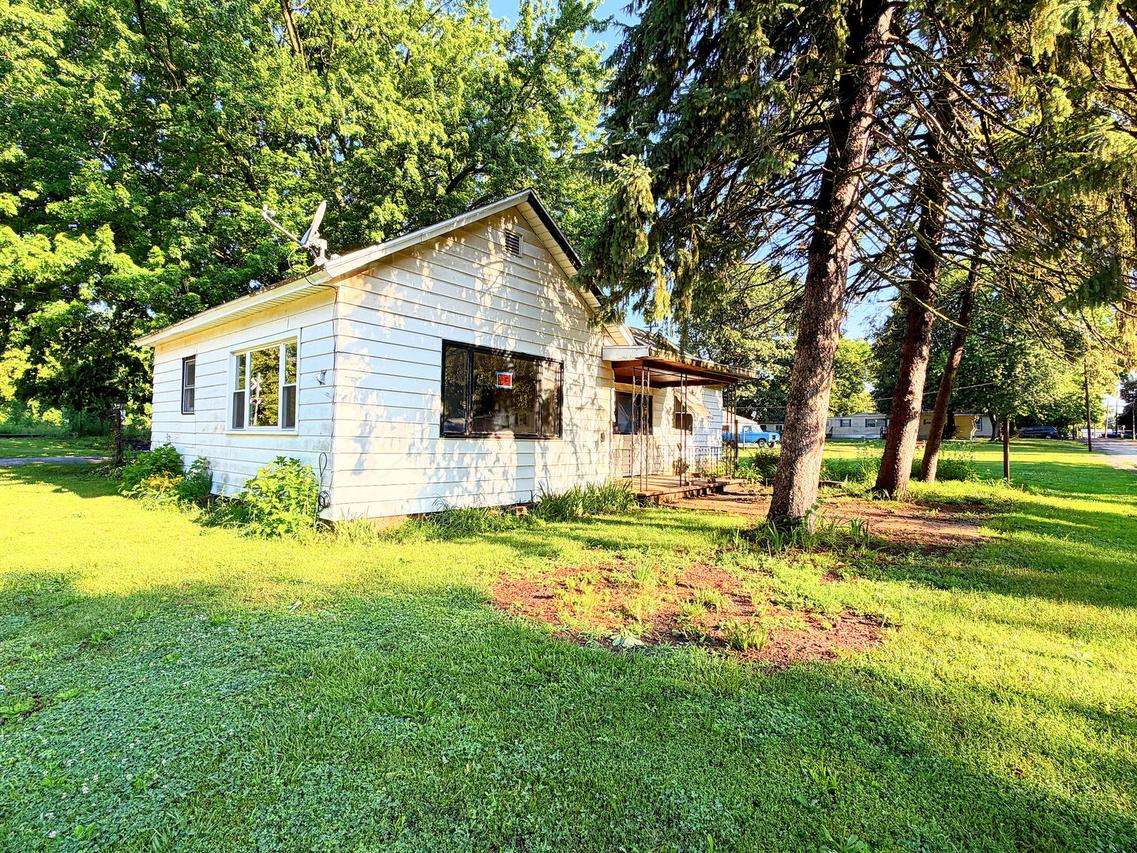 1402 N Sterling St., Streator, IL 61364