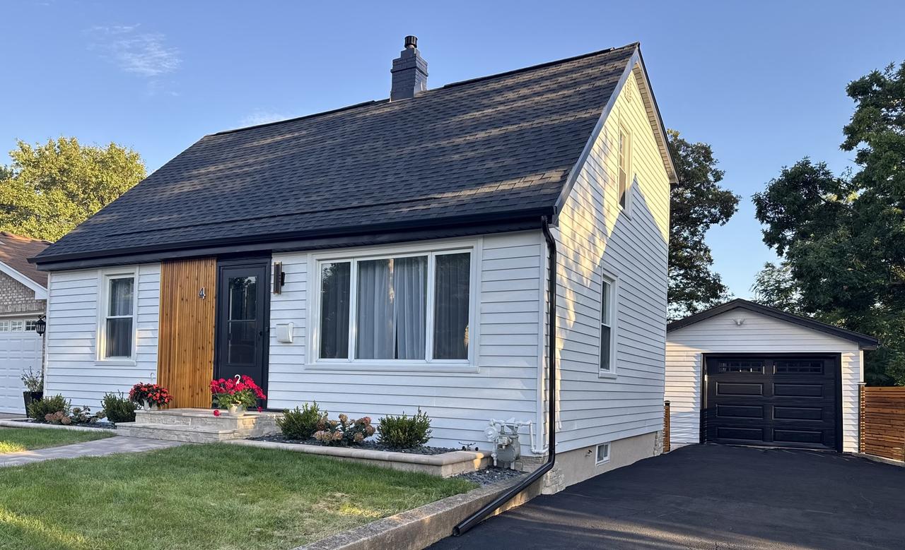 4 Ridge Rd., Lemont, IL 60439