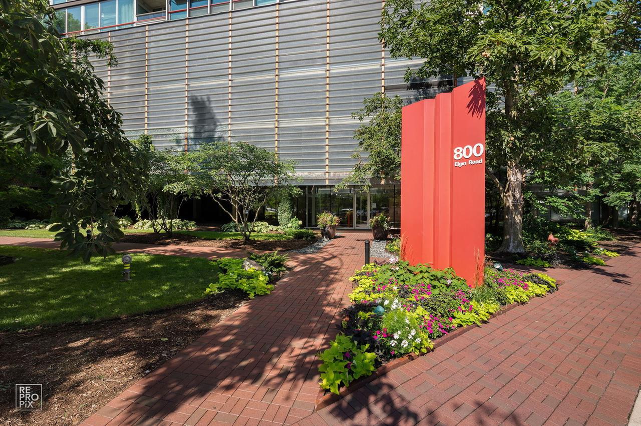 800 Elgin Rd. #1206, Evanston, IL 60201