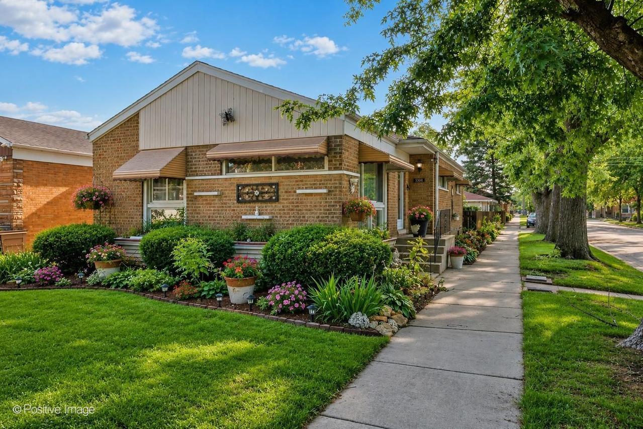3800 Highland Ave., Berwyn, IL 60402