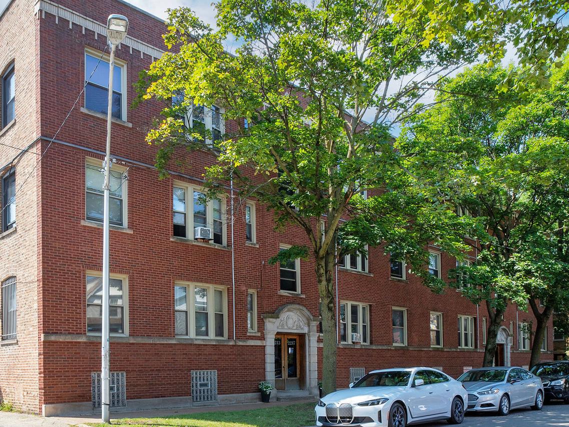 2217 W Ainslie St. #2, Chicago, IL 60625