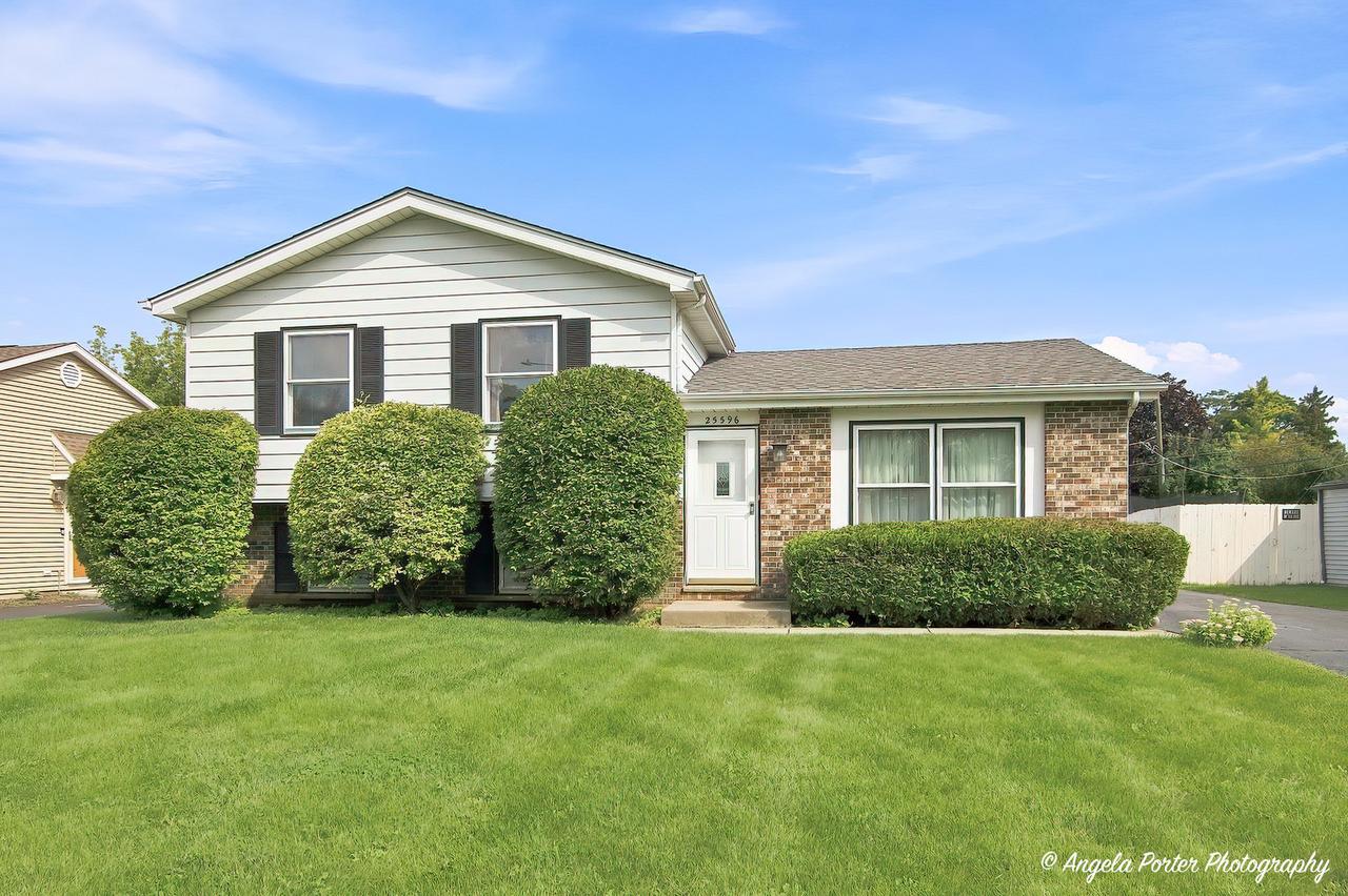 25596 W Wacker Dr., Lake Villa, IL 60046