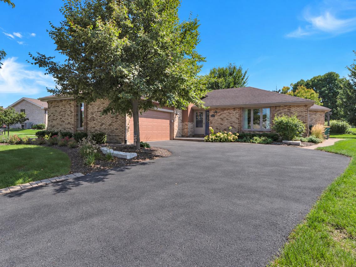 14 Timberline Ct., Lemont, IL 60439