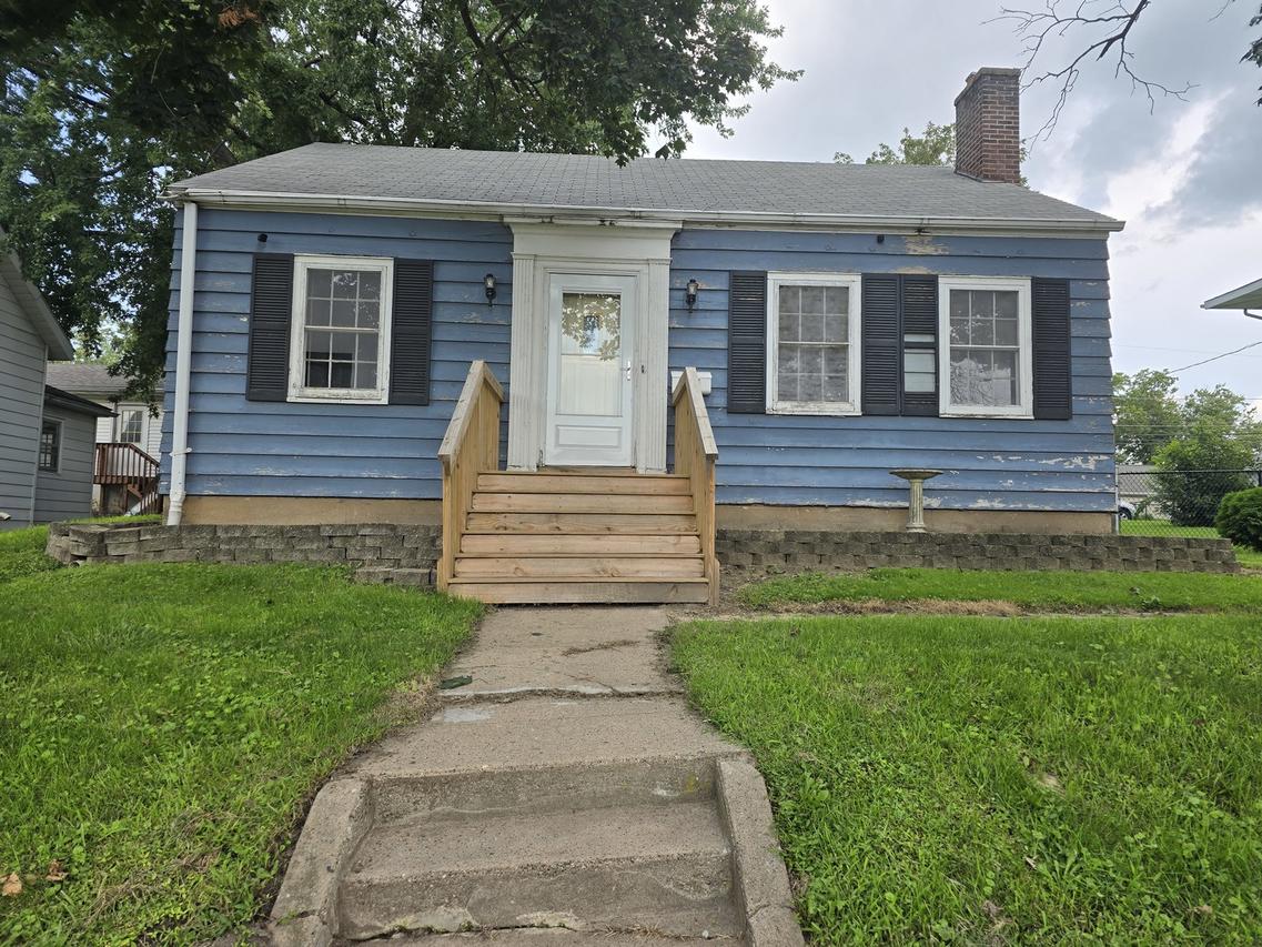 1015 10th Ave., Fulton, IL 61252