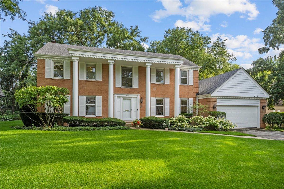 890 Dryden Ln., Highland Park, IL 60035