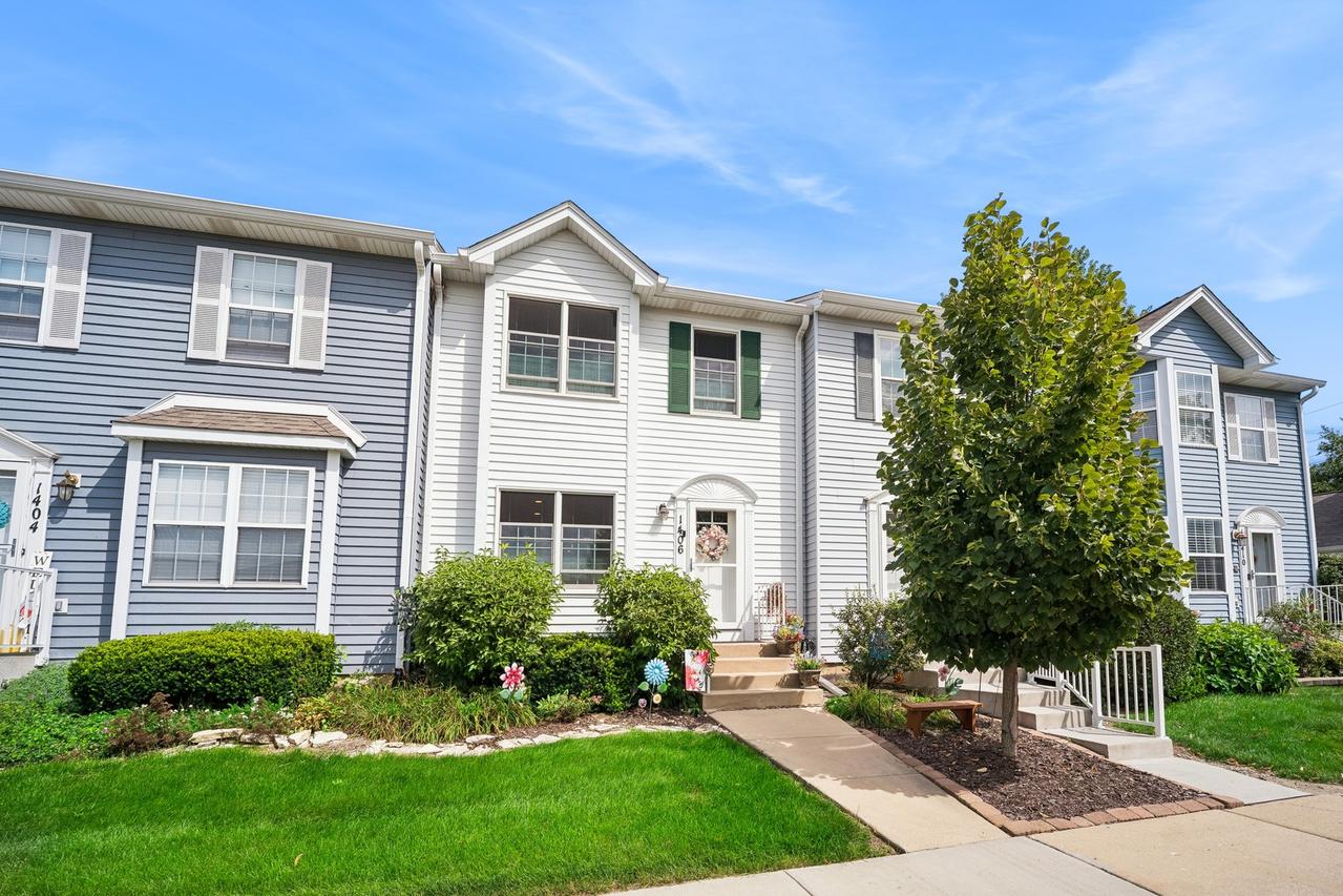 1406 Charleston Ct., Geneva, IL 60134