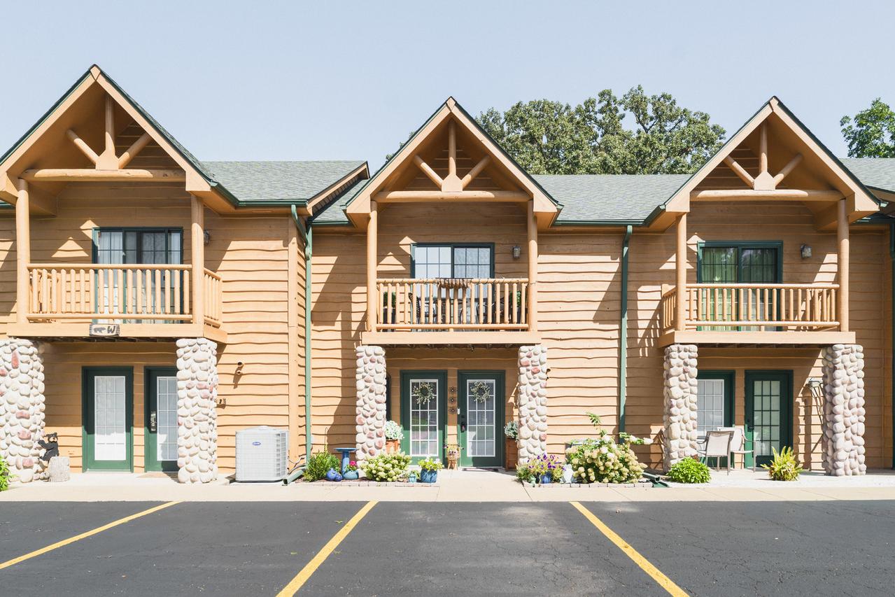 2643 N Il Route 178 Hwy. #W-2, Utica, IL 61373