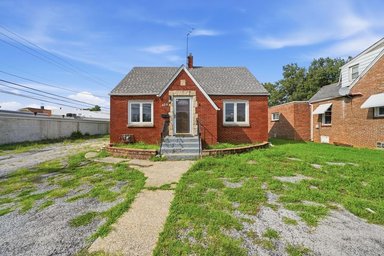 404 River Oaks Dr., Calumet City, IL 60409