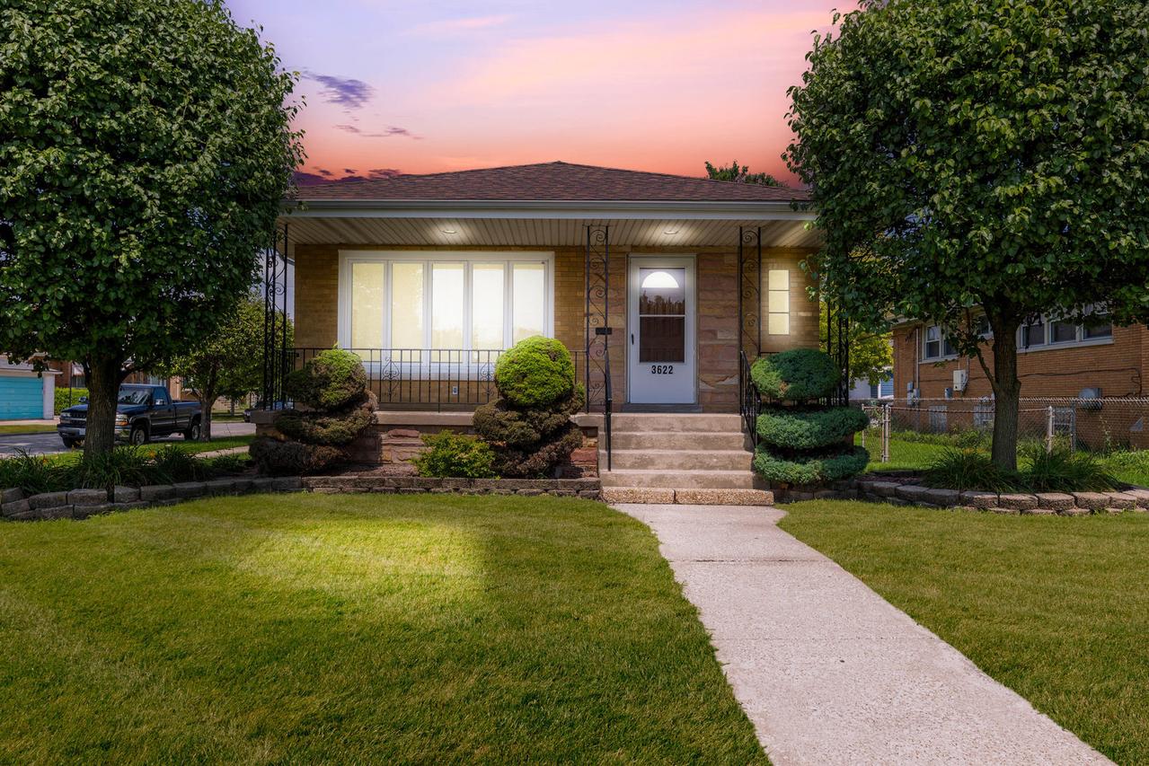 3622 W 54th St., Chicago, IL 60632