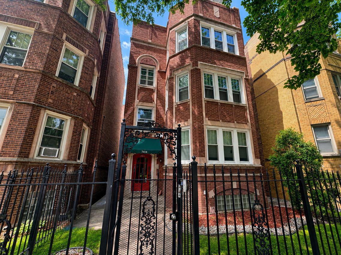 7414 S Chappel Ave., Chicago, IL 60649