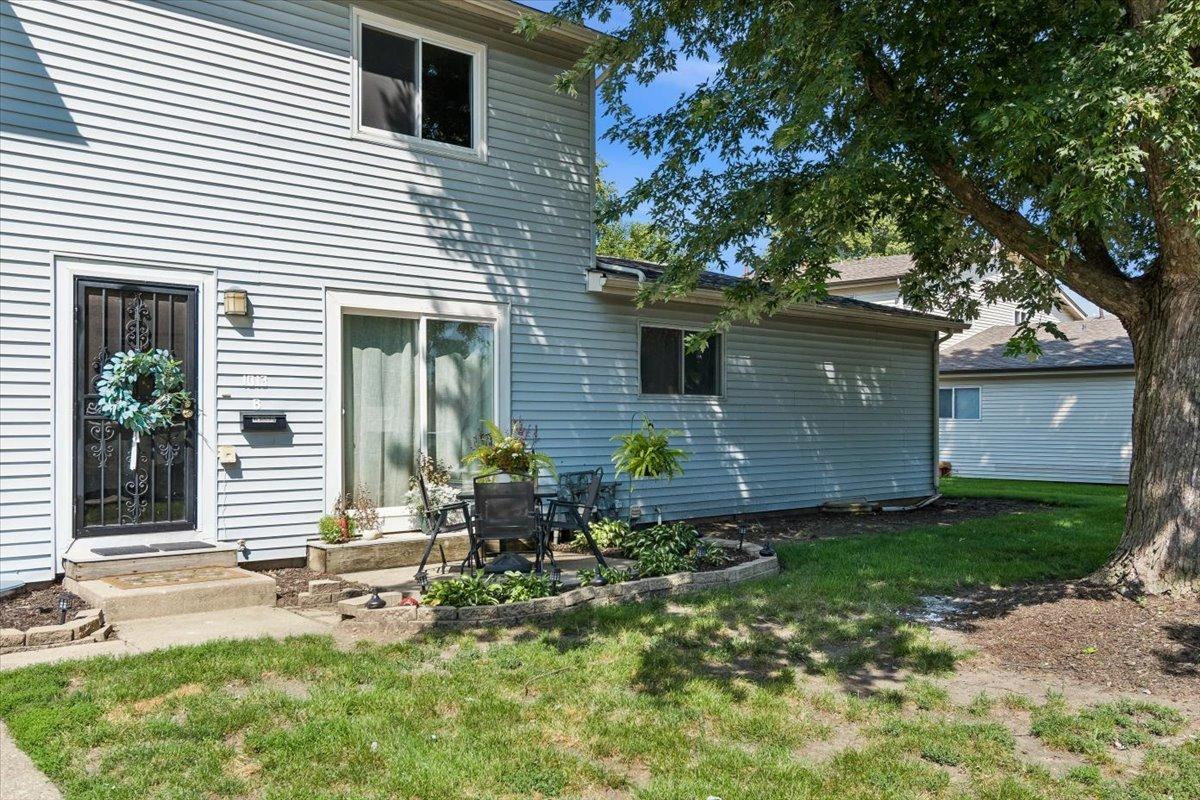 1013 Gael Dr. #B, Joliet, IL 60435