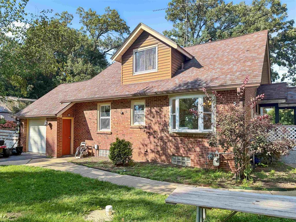 4097 Oaklane Rd., Rockford, IL 61109