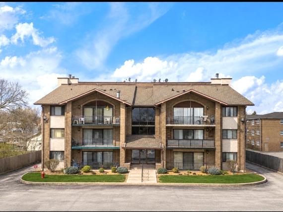 New Homes with Master Bedrooms on the 1st Floor That Attend Glen Oaks Elementary School: August 15th to August 21st