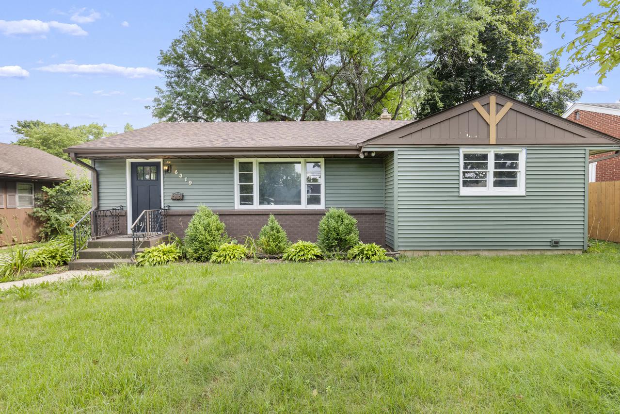 6319 Park Ridge Rd., Loves Park, IL 61111