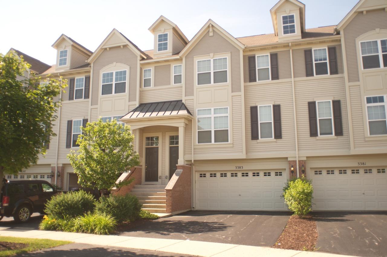 3383 Kentshire Cir., Aurora, IL 60504