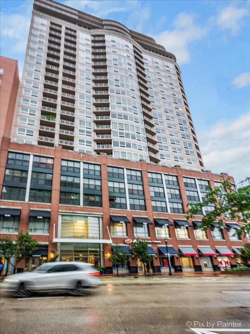 807 Davis St. #2103, Evanston, IL 60201